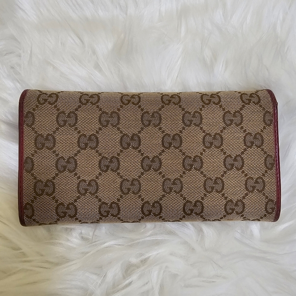 💜🎉HOST PICK🎉💜Authentic Gucci Long Wallet - Picture 5 of 17